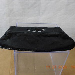 WOMEN'S FOUR FINGER CLUTCH BY LULU RN#93858 15"